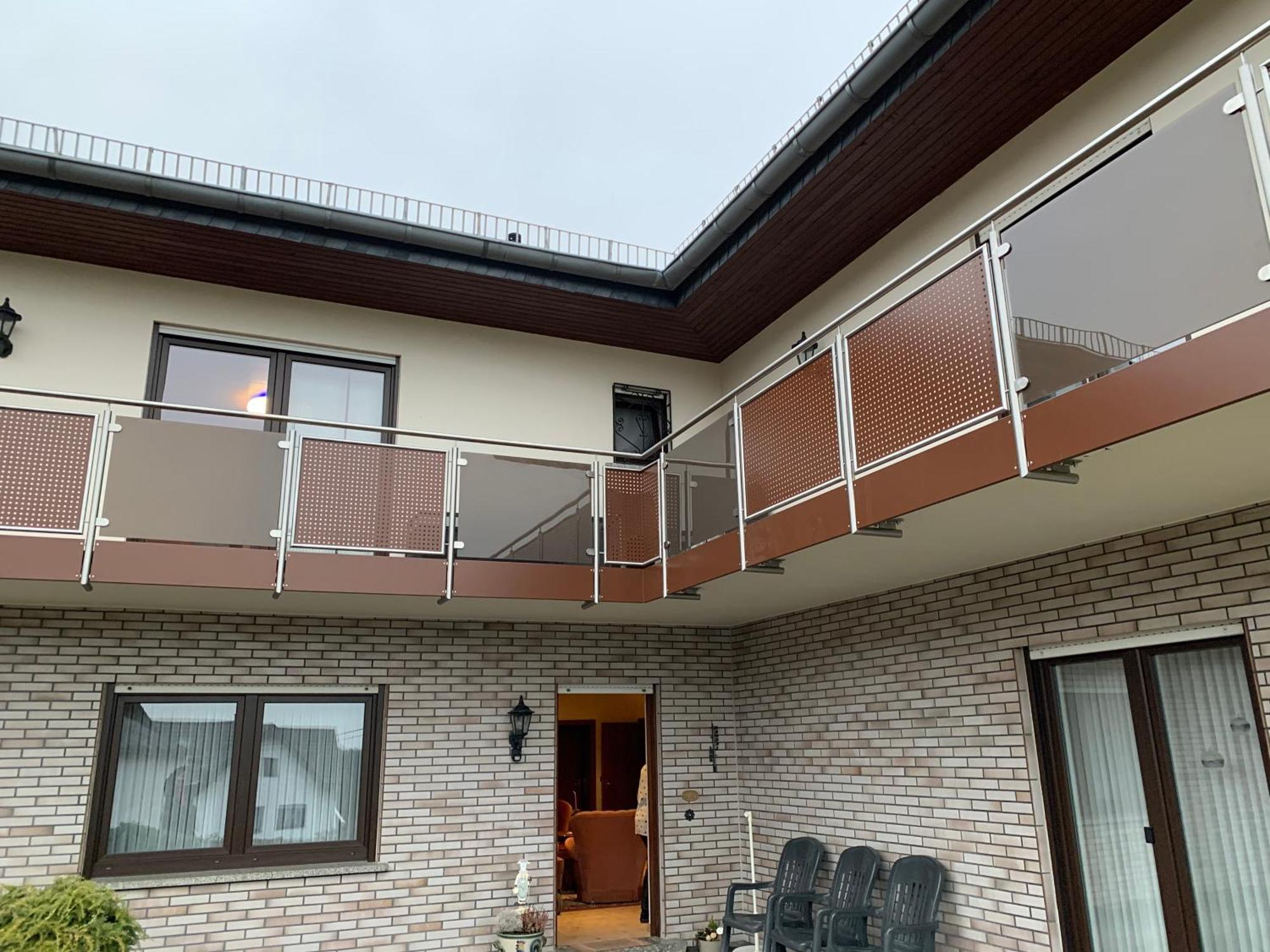 Ferienwohnungjahrsfeld Strassenhaus エクステリア 写真